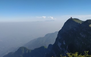 峨眉山脚游玩攻略，峨眉山脚游玩攻略一日游